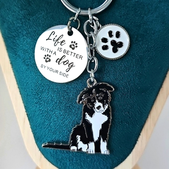 NEW! Enamel Border Collie "Life Is Better" Pawprint🐾 Keychain/Bag 🎒👜 Charm 🐕 - Picture 5 of 12